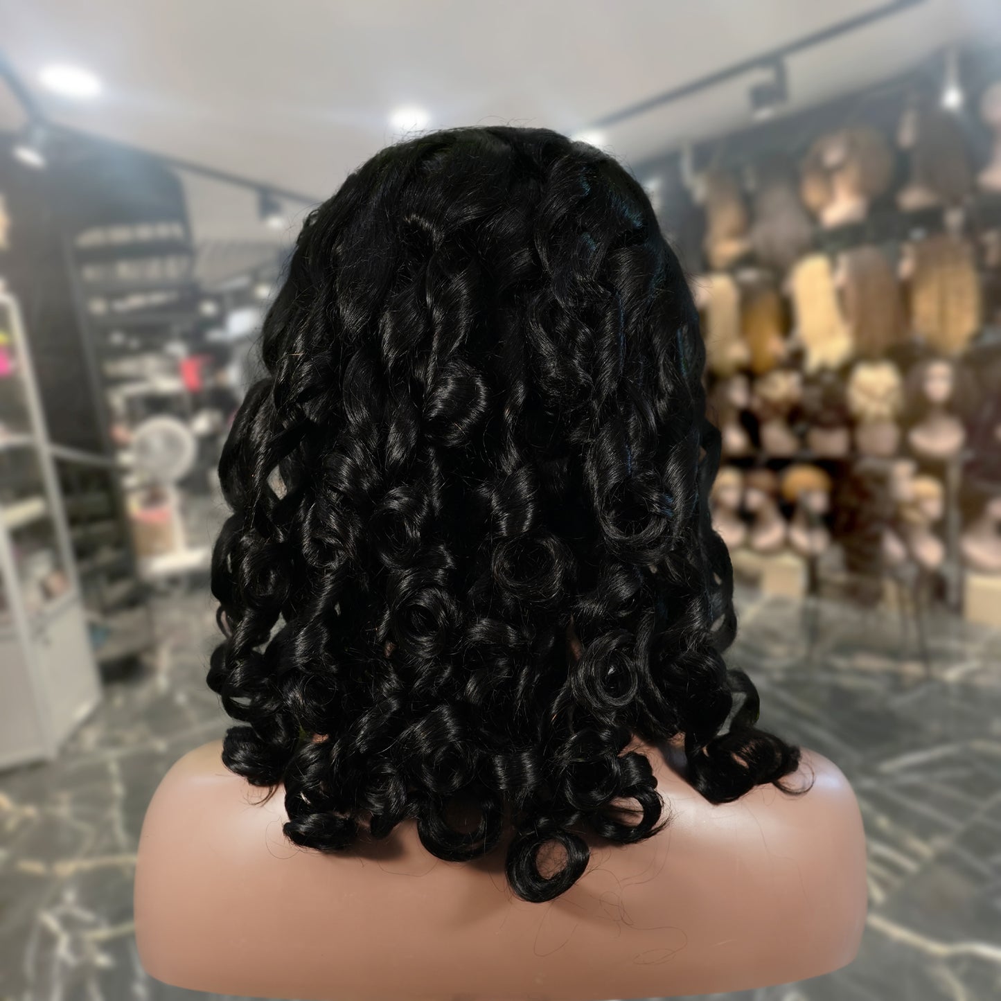 Center Wig Natural Black Remy Hair 5x5 Lace Closure Bouncy Curls Human Hair Wig